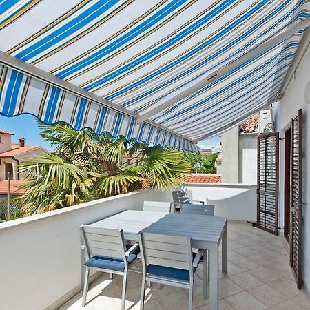 Apartments Alluro Ровин Стая снимка
