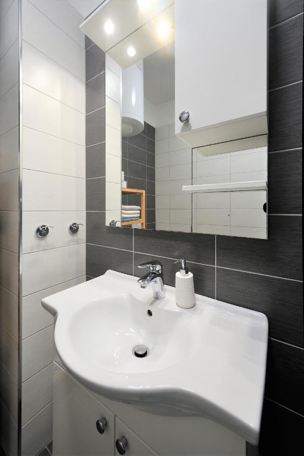 Apartments Alluro Ровин Екстериор снимка